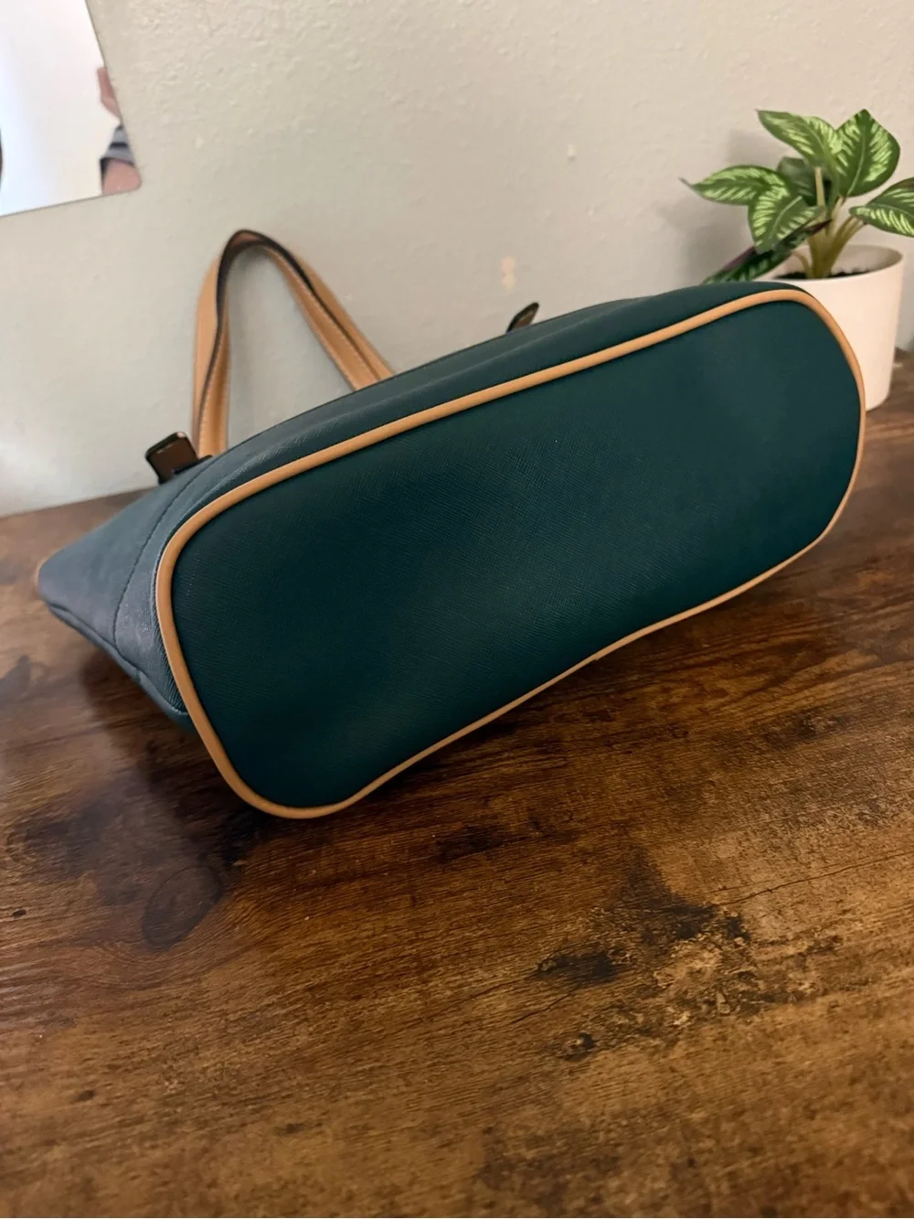 Giani Bernini Green & Tan Structured Tote Shoulder Bag